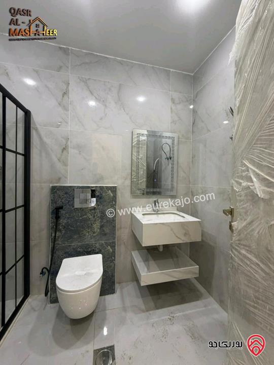 شقة مميزة طابق ثاني مساحة 120م للبيع بالاقساط في عمان - الجبيهة 