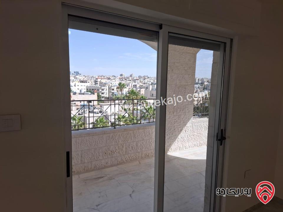  شقة طابقية فاخرة مساحة 381م طابق أول للإيجار في عمان - دير غبار / شارع الهاشمين