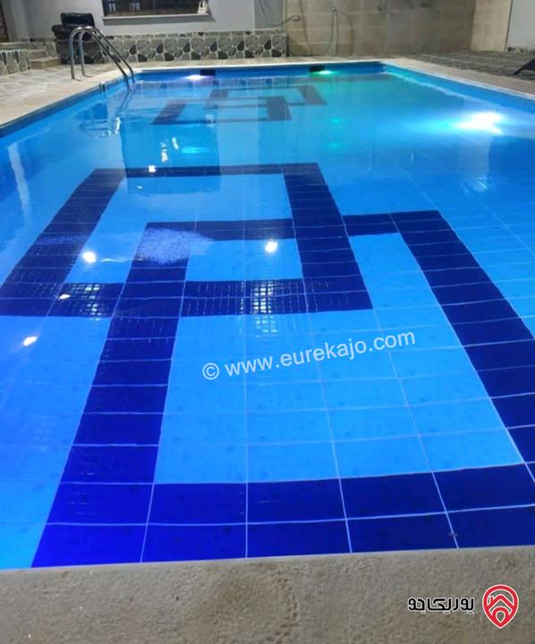 مزرعة مساحة الأرض 4 دونمات مع شاليه 250م للبيع في جرش خلف جامعة فيلادلفيا