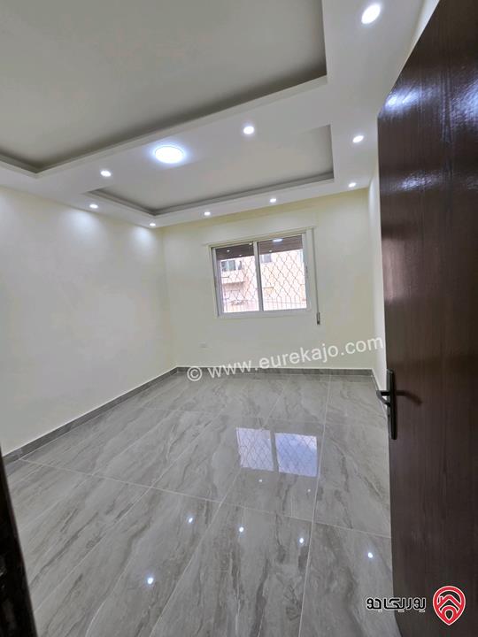 شقة مساحة 100م طابق ثالث للبيع في عمان - الجاردنز 