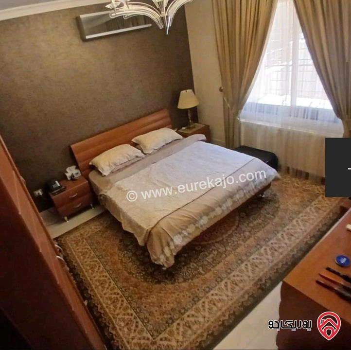 شقة طابق أرضي مساحة 260م داخلي و 160م خارجي للبيع في عمان - الشميساني