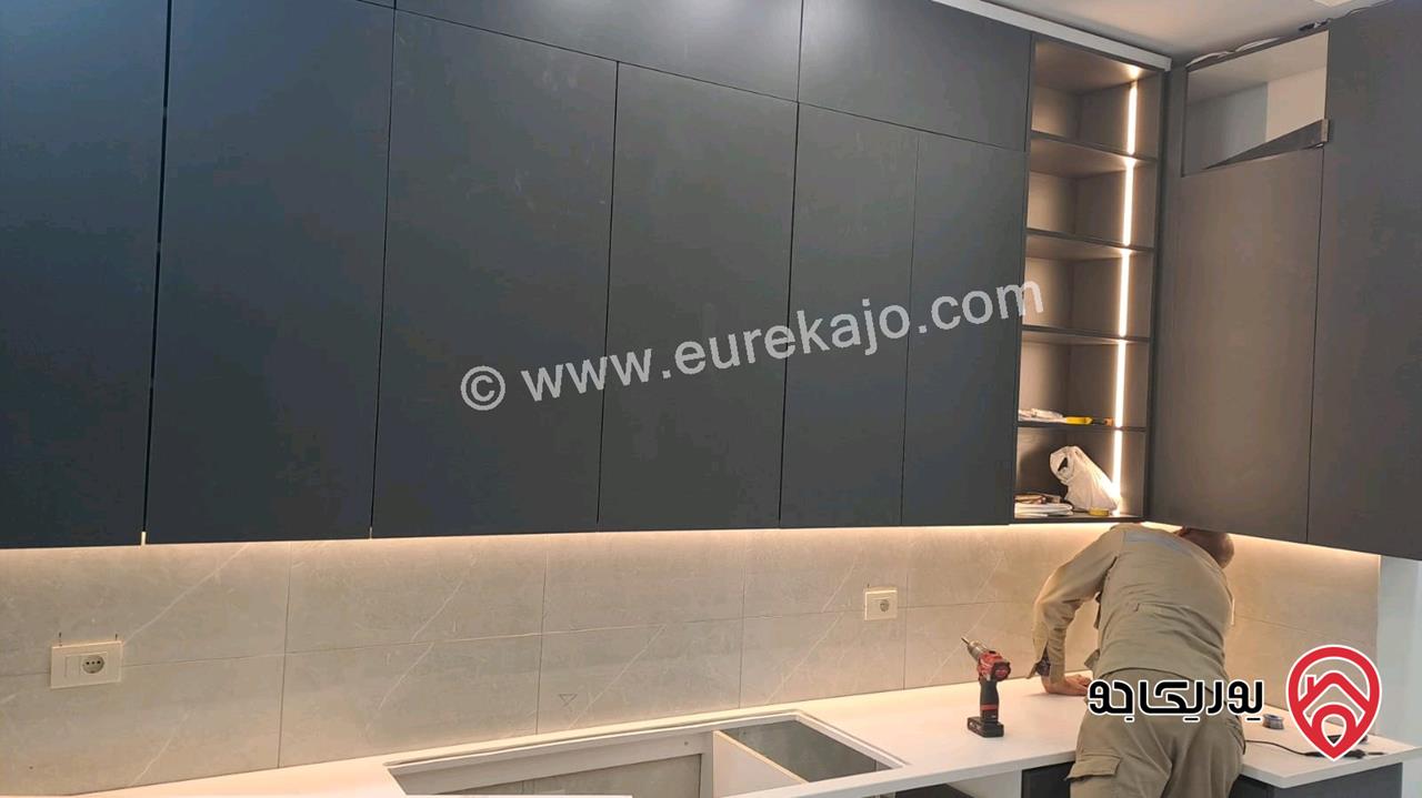 شقة طابق أرضي مساحة 173م داخلي و 160م خارجي للبيع في اربد - ايدون