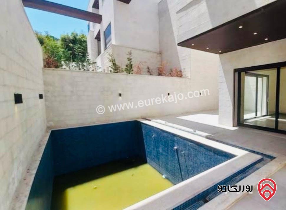 فلل مستقلة مرتبة جديدة عدد 8 بمساحات مختلفة للبيع في عمان - دابوق