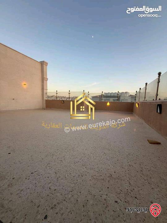 شقة جديدة دوبلكس ثالث مع روف مساحة 250م للإيجار في عمان - ضاحية النخيل 