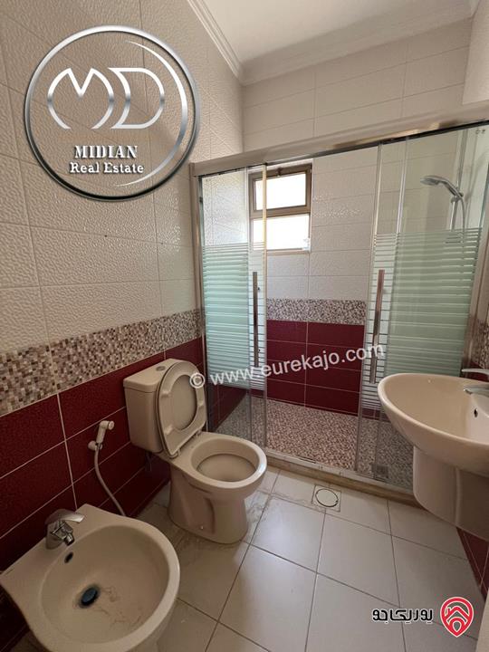 شقة فارغة للايجار في عمان - الصويفية مساحة 150م طابق ثالث تشطيبات سوبر ديلوكس اطلالة رائعة بسعر مميز