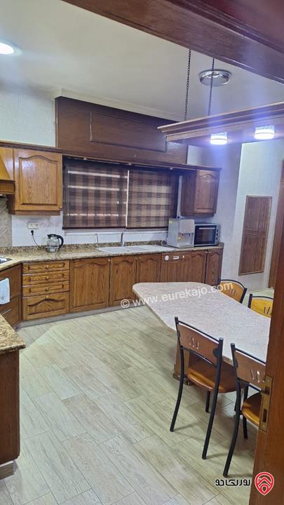 فيلا فاخرة مساحة 900م على أرض 1 دونم للبيع في عمان - الرابية بموقع مميز جدا