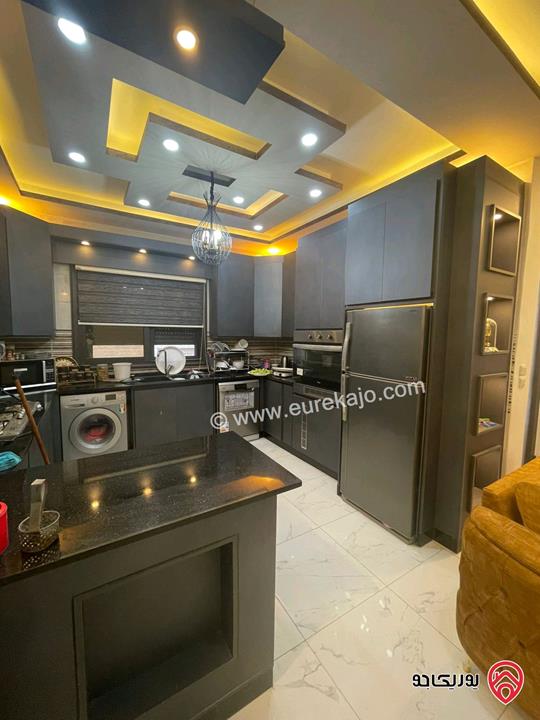 شقة طابق ثاني مساحة 165م للبيع في اربد - ايدون