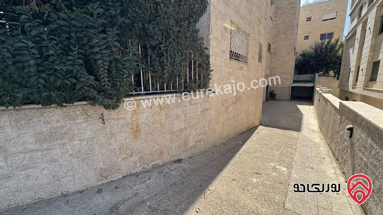 شقة مساحة 235م طابق ثاني للبيع في عمان - دير غبار 