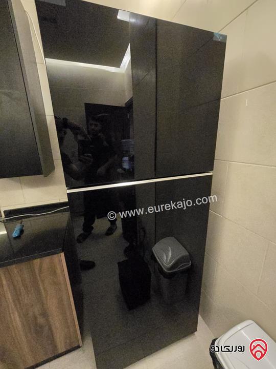 شقة فاخرة مفروشة للايجار ثلاث غرف نوم في الدوار السابع