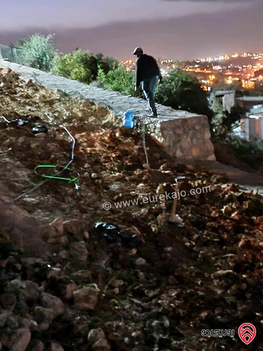 ارض مساحة 1 دونم للبيع في السلط - ام جوزة