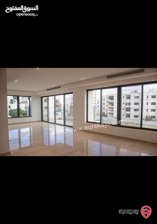 شقة فاخرة حديثة مع مطبخ حديث راكب مساحة 235م للايجار في عمان - عبدون