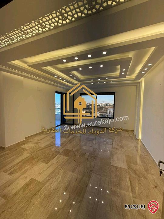 شقة فاخرة طابق اول مساحة 200م للإيجار في عمان - طريق المطار 