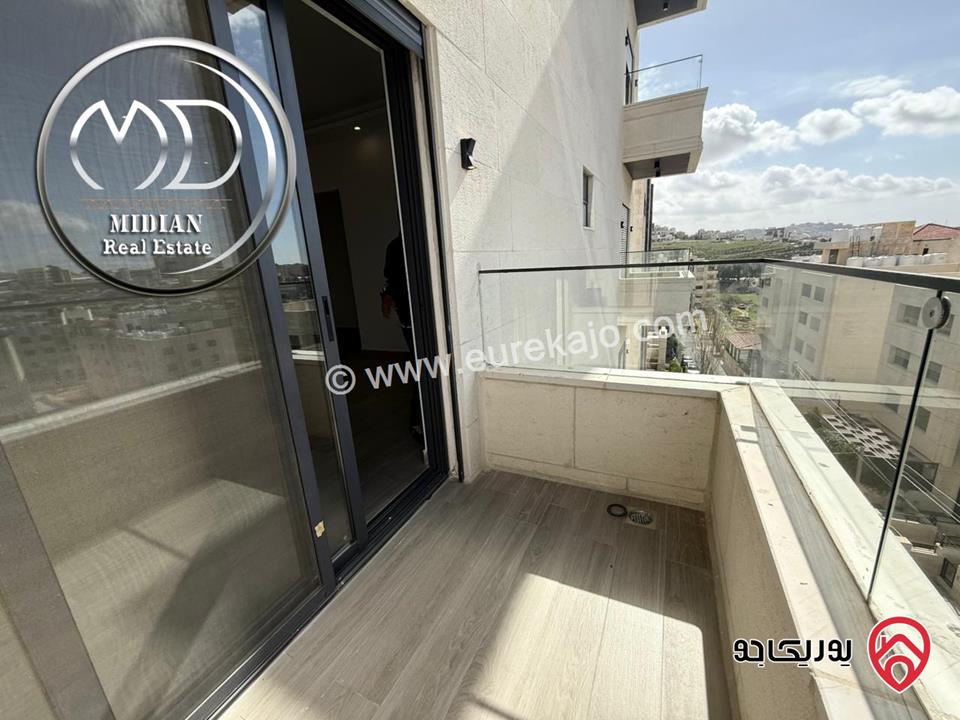 شقق للبيع في عمان - دير غبار مساحات 240م 4 نوم تشطيبات ديكورات عصرية فاخرة اطلالة رائعة جديدة لم تسكن