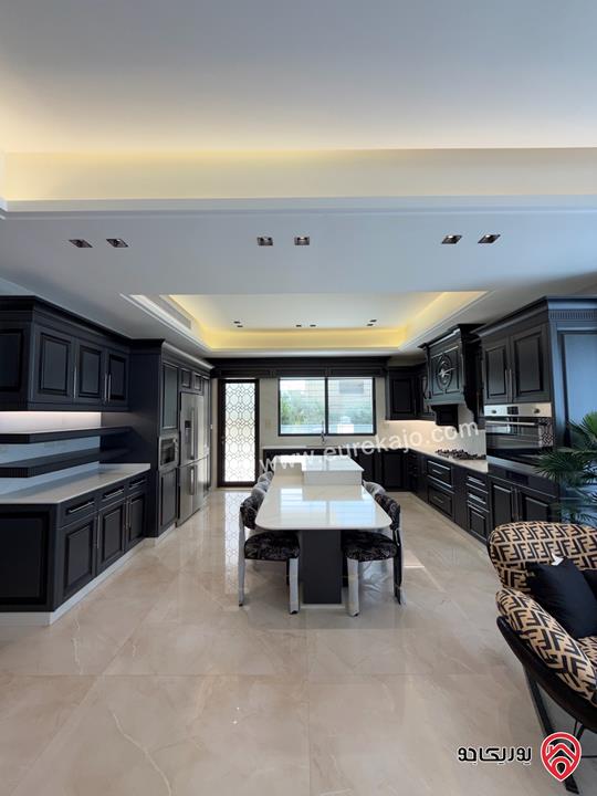 Ground Floor Apartment 240 Sqm with Private Garden 300 Sqm for rent in Amman - Abdoun