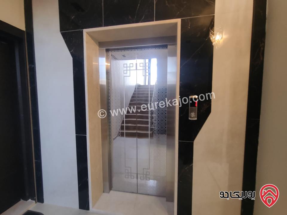 شقق عدد 2 مساحة 200م طابق شبه أرضي وطابق أرضي للبيع في عمان - شفا بدران     	 