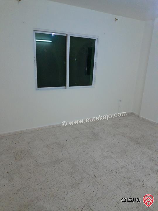 شقة مؤجرة طابق أول مساحة 115م للبيع في اربد - الحي الشرقي