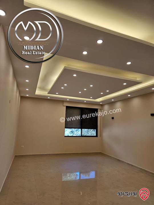 شقة فارغة للايجار في عمان - ضاحية الامير راشد مساحة 300م 4 نوم طابق اول تشطيبات و ديكورات فاخرة