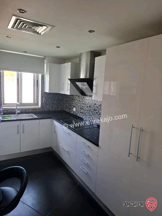 شقة ديلوكس روف مساحة 140م للايجار في عمان -عبدون 