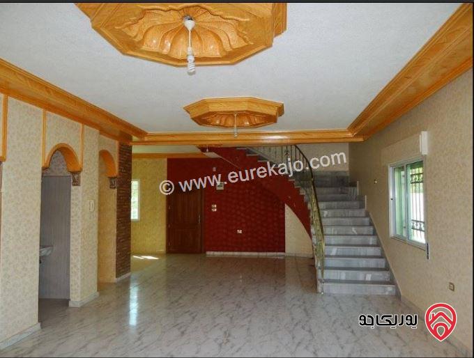 فيلا جديدة 3 طوابق على أرض 350م للبيع في عمان - طبربور