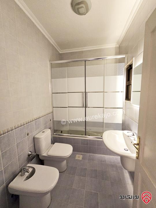 شقة طابق أول مفروشة فرش جديد مساحة 200 متر للايجار السنوي في عمان - دير غبار