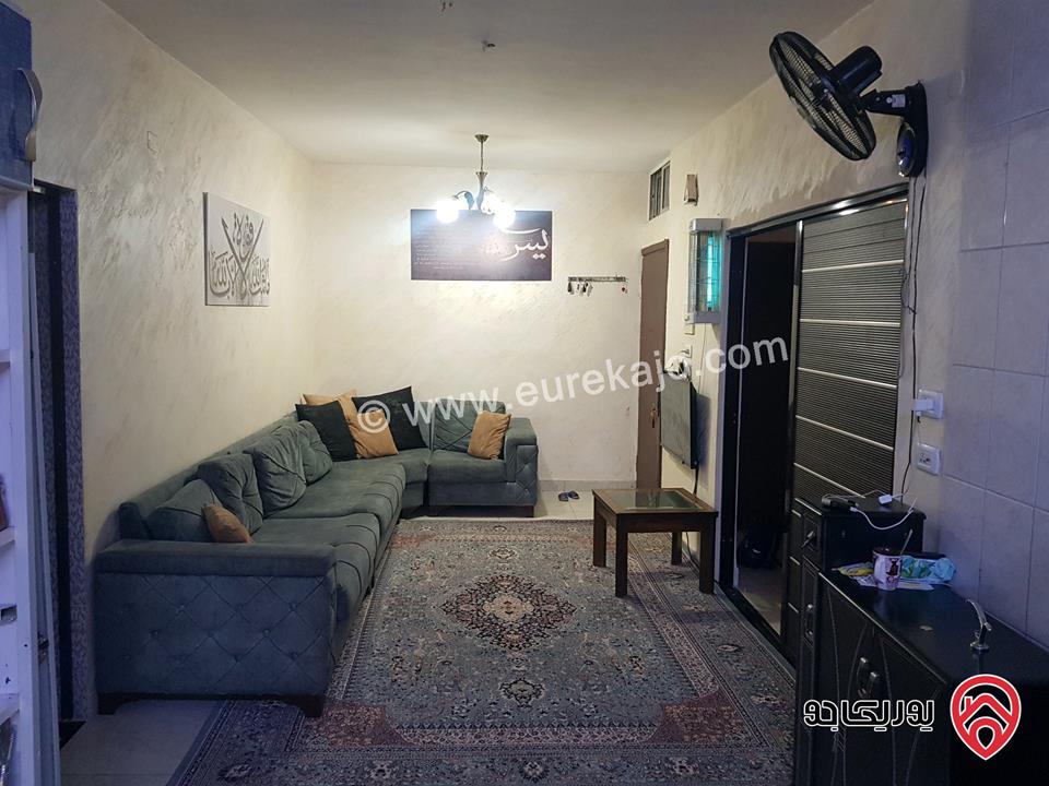 شقة مساحة 113م طابق أول للبيع في الزرقاء - جبل الاميرة رحمة  
