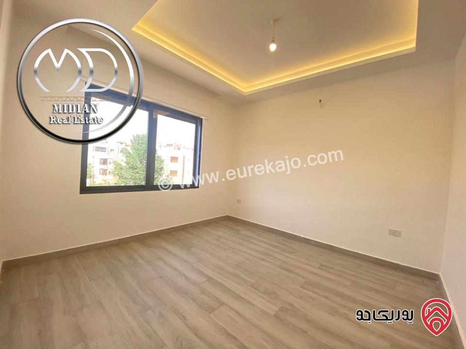 شقة دوبلكس جديدة طابق اخير مع روف للبيع في عمان - الجندويل مساحة 230م مع تراسات تشطيبات ديكورات عصرية اطلالة جميلة