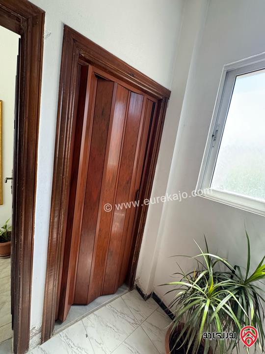 منزل مساحة 230م على أرض 450م للبيع في الزرقاء/الزواهرة – بالقرب من مسجد المصطفى ومسجد الفلاح