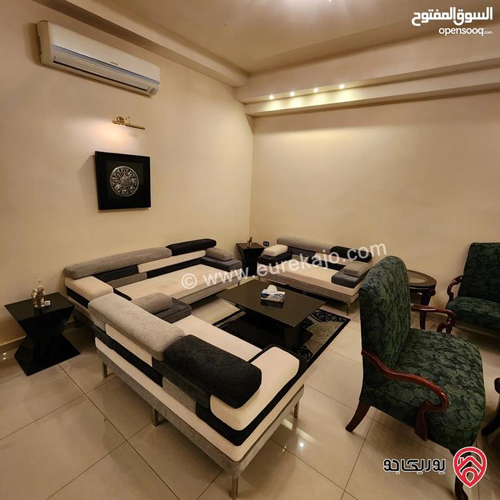 شقة مفروشة أرضية مساحة 241م داخلي و 28م خارجي للايجار في عمان - خلدا