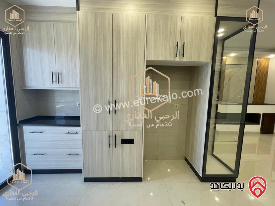 شقة ديلوكس طابق أول مساحة 150م للايجار في عمان - الكرسي 