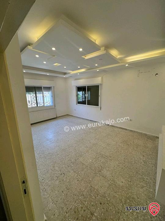 شقتين فارغتان طابقيات مساحة 310م للايجار في عمان - مرج الحمام