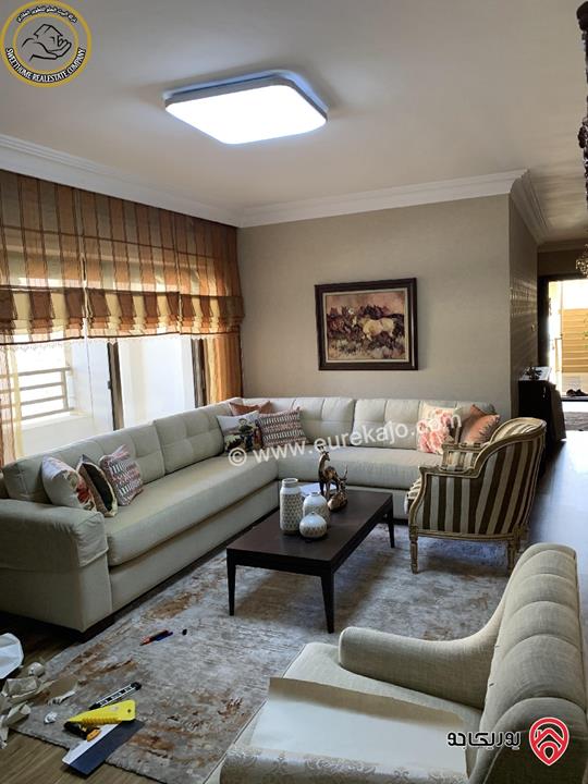 شقة مفروشة طابق ثاني 140م تشطيب سوبر ديلوكس للبيع في عمان - ضاحية الأمير راشد