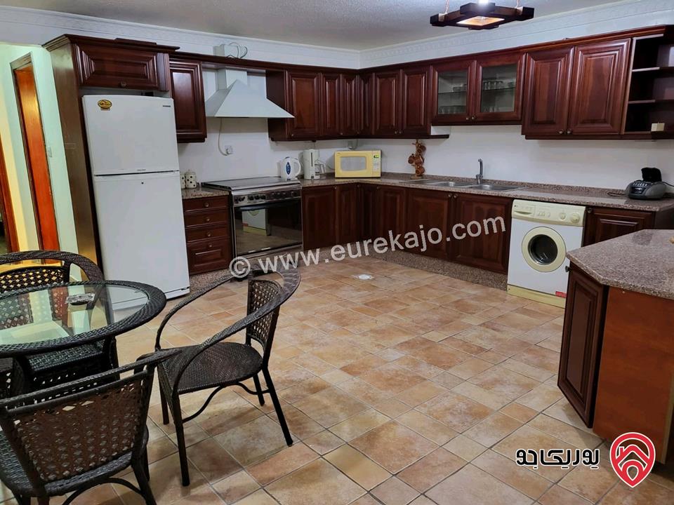 شقة أرضية دوبلكس مساحة 319م داخلي و 100م خارجي للبيع في عمان - ام السماق