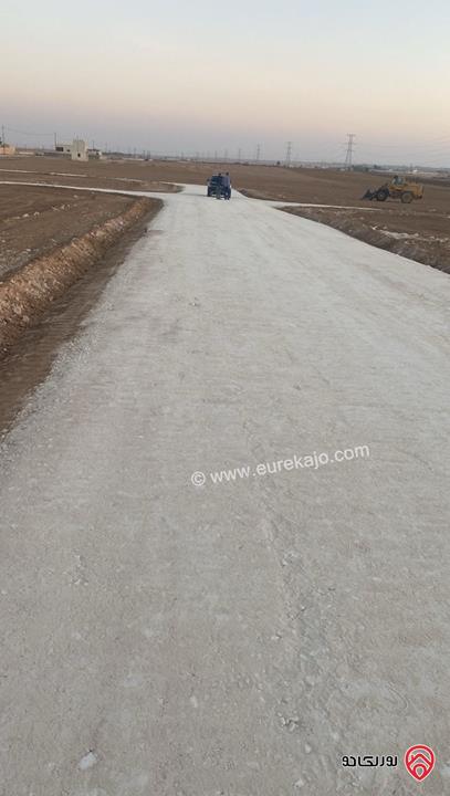 ارض مساحة 3400م للبيع من أراضي جنوب عمان - طريق المطار بجانب المزارع و الشاليهات و الفلل منطقة الصلاحية 