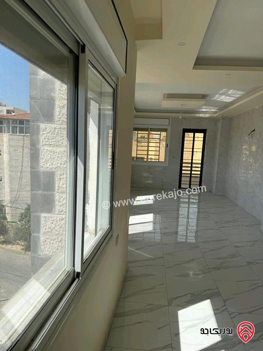 شقة مميزة مساحة 200 متر للبيع في عمان - ضاحية الاستقلال 