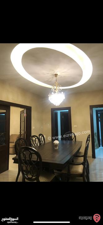 شقة مفروشة طابق أول مساحة 200م للايجار في عمان - خلدا