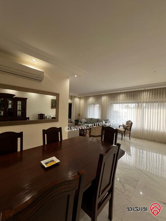 شقة مفروشة طابق أول مساحة 211م للايجار في عمان - ام اذينة