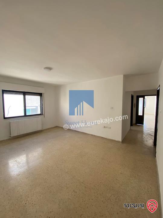 شقة مميزة طابق ثالث 168م للبيع في عمان - خلدا 