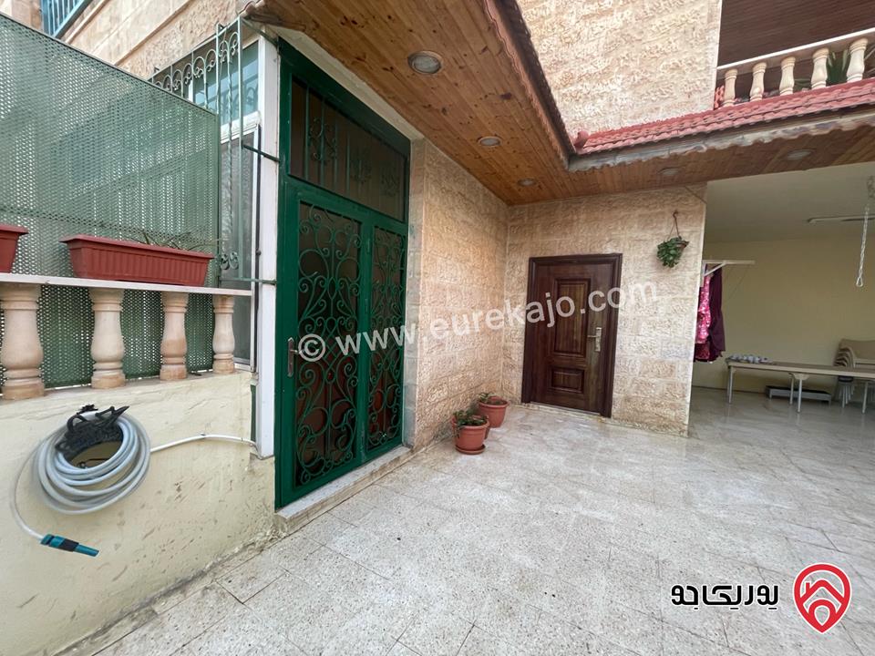 شقة أرضية مساحة 211م داخلي و 60م خارجي للبيع في عمان - طبربور