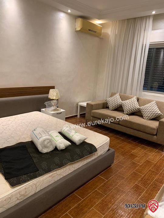 شقة (استوديو) كبير مساحة 70م للايجار مفروشة في عمان - قرية النخيل من المالك مباشرة بعمارة عوائل وملاك 