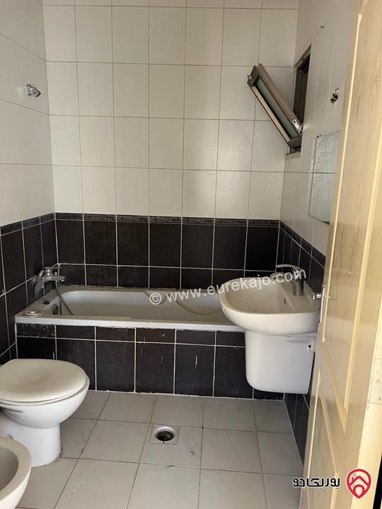 شقة مساحة 100م للبيع في عمان - الجبيهة إشارة المنهل خلف مخابز فيلادلفيا