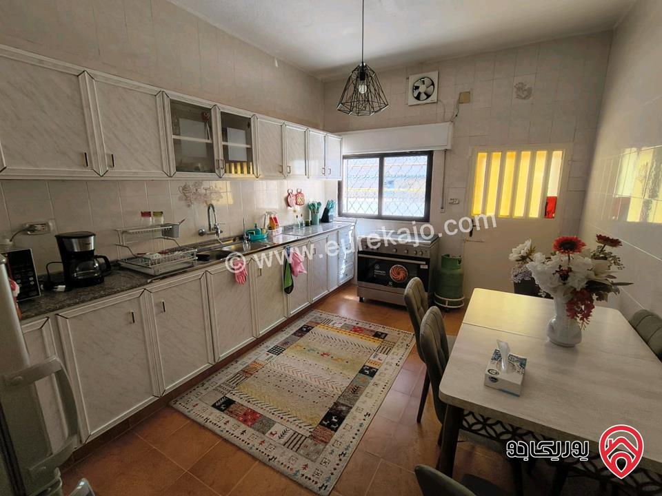 فيلا مساحة 330م على أرض 808م للبيع في عمان - مرج الحمام