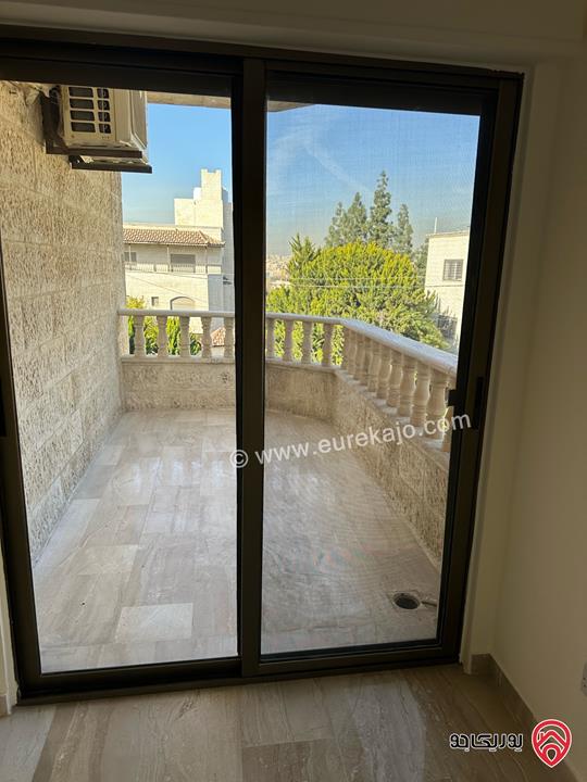 Semi Furnished Apartment 210 sqm for rent in Amman - Deir Ghbar