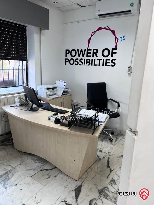 فيلا تجارية مميزة مساحة 850م على أرض 1300م للبيع أو للإيجار في عمان - أم أذينة