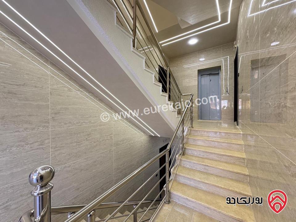 شقة طابق ارضي مساحة 160م داخلي و 50م خارجي للبيع في عمان - البنيات 