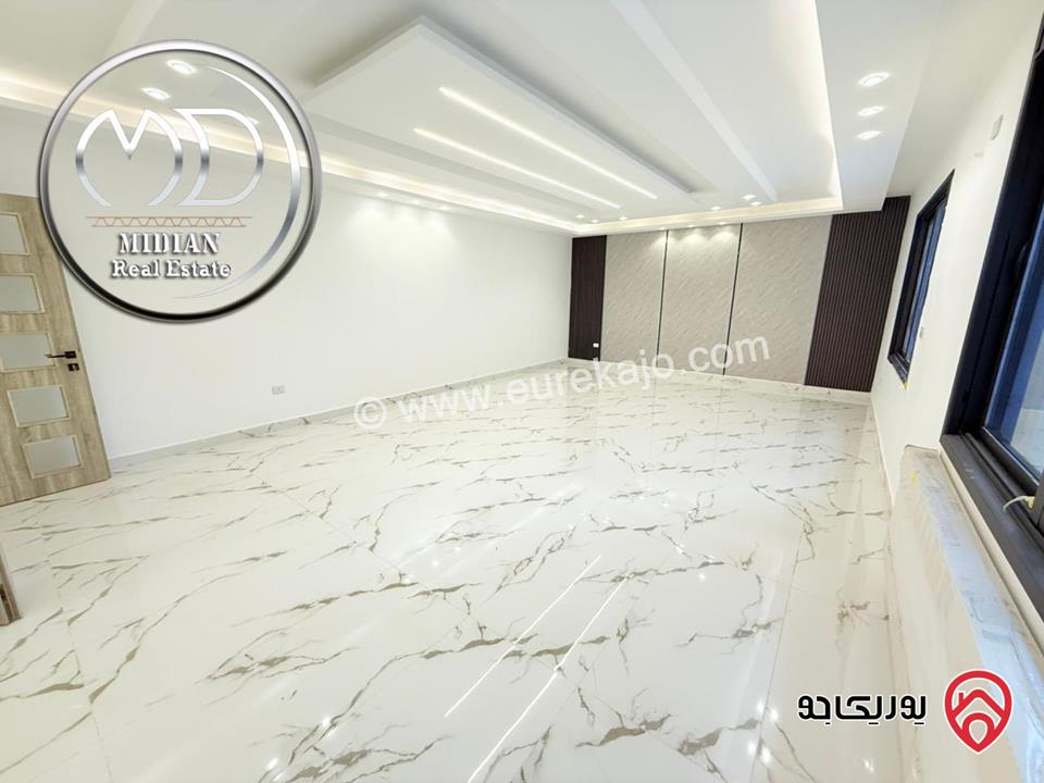 شقق جديدة للبيع في عمان - خلدا مساحات 220م تشطيبات و ديكورات فاخرة اطلالة جميلة امكانية الأقساط