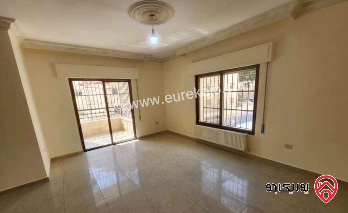 شقة مساحة 200م طابق اول للايجار في عمان - الجبيهة 