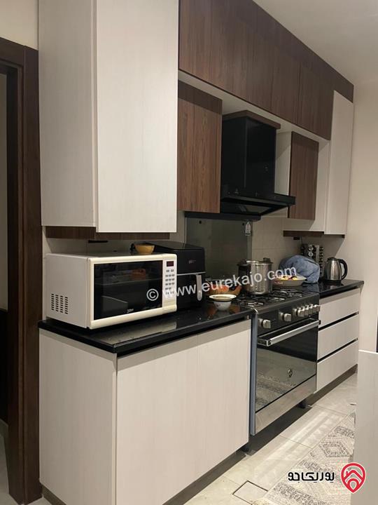 فيلا مساحة 200م على ارض 420م للبيع في عمان - ابو نصير 