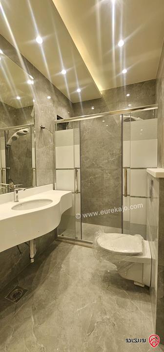 شقة مساحة 205م للبيع في عمان - الجبيهة شارع الاردن بجانب ديوان الصمادي 