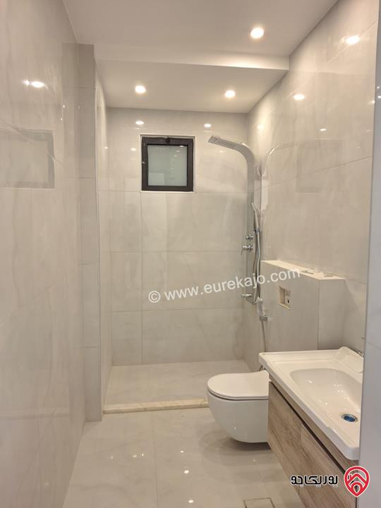 شقة شبه ارضية مساحة 200م داخلي و 50م خارجي للبيع في عمان - ابو السوس