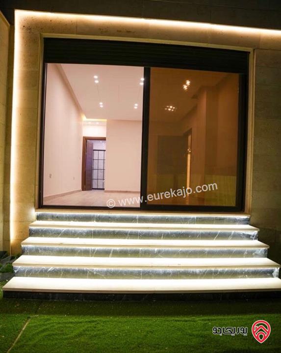 شقة شبه ارضي فاخرة مساحة 210م داخلي و 150م خارجي للايجار في عمان - طريق المطار 